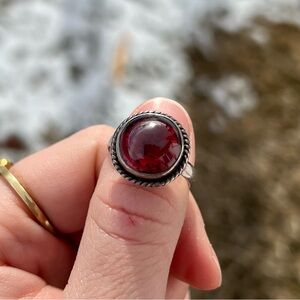 Vintage Sterling Silver Garnet Ring